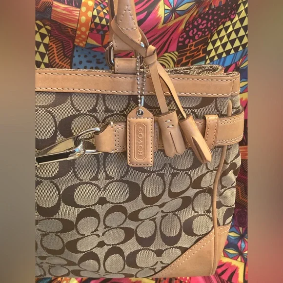 Coach Hampton Signature Carryall Tote - Picture 12 of 13